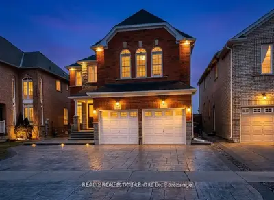 5218 Oscar Peterson Boulevard, Mississauga, On L5m 0e1