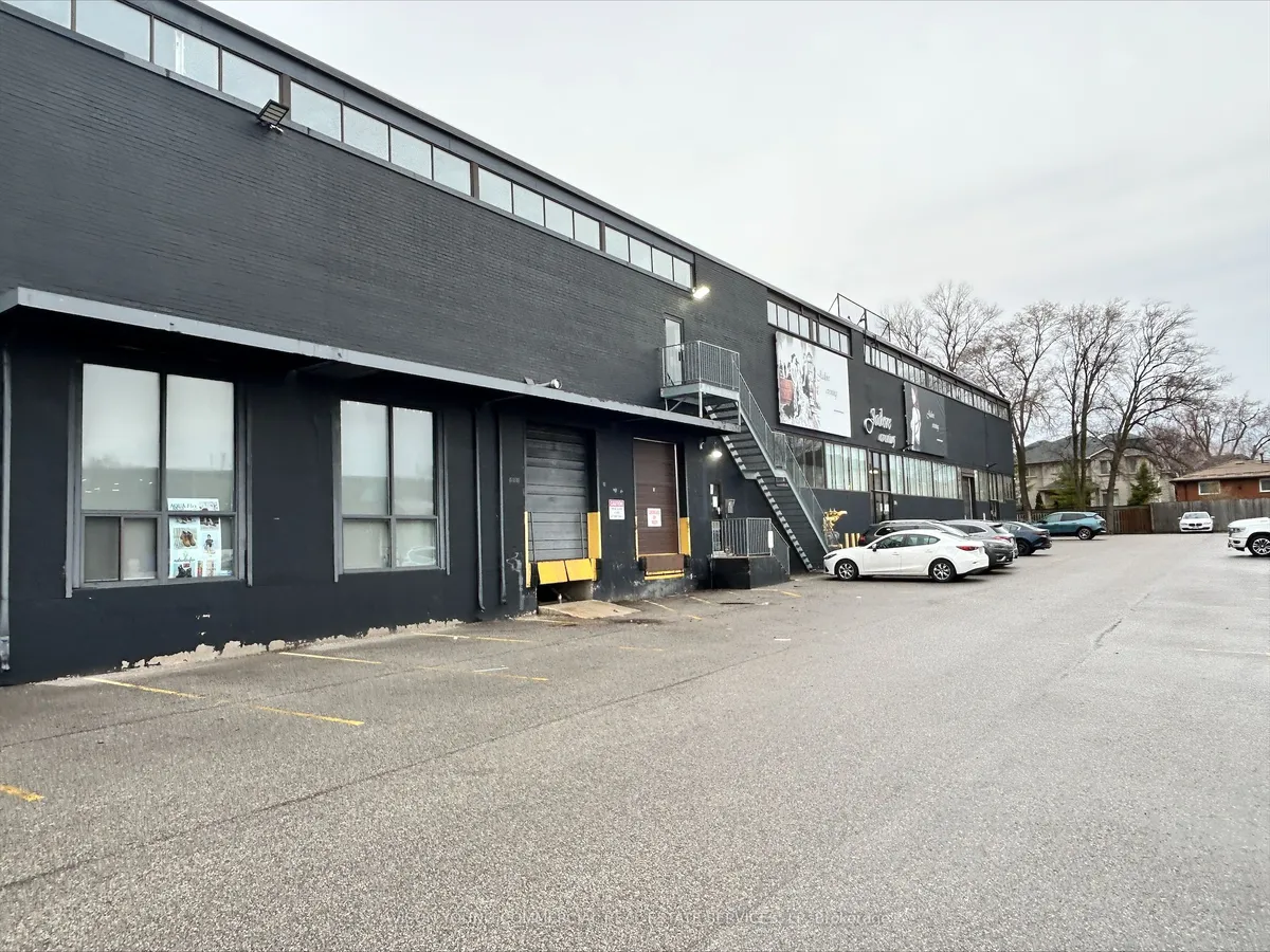 160 Tycos Drive 209, Toronto, On M6w 1w8
