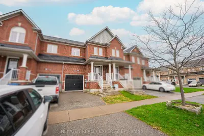 55 Teal Crest Circle, Brampton, On L4n 8w1