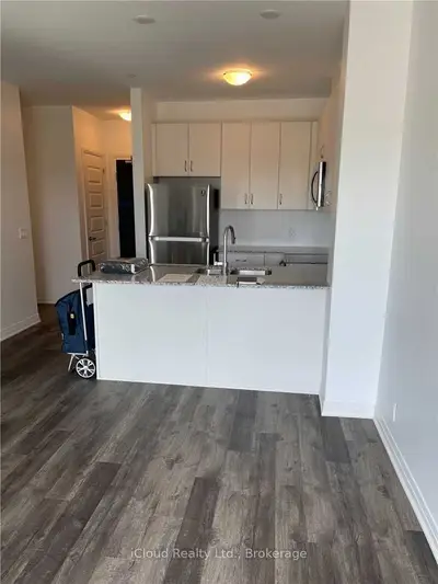 102 Grovewood Common Drive 320, Oakville, On L6h 0x2