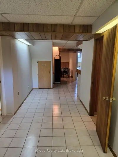2498 Privet Cres Crescent, Mississauga, On L5b 2s4