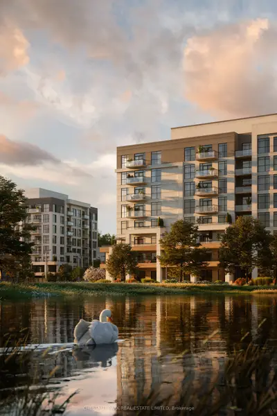 Condo Apartment in Milton