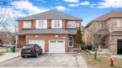 Semi-Detached in Brampton