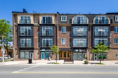 Condo Apartment in Oakville