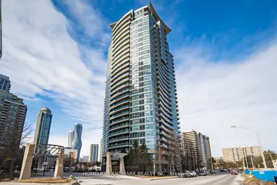 Common Element Condo in Mississauga
