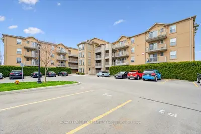 1490 Bishops Gate 303, Oakville, On L6m 4n3