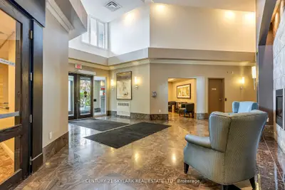245 Dalesford Road 516, Toronto, On M8y 4h7