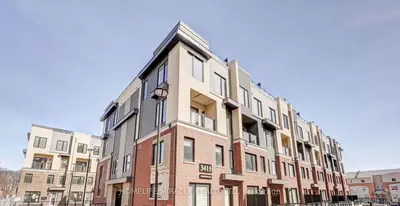 Condo Townhouse in Mississauga