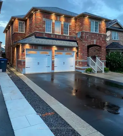 Detached in Brampton