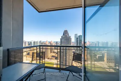 385 Prince Of Wales Drive 3506, Mississauga, On L5b 0c6