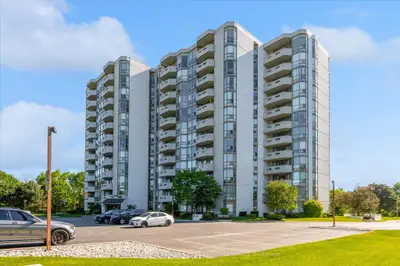 Condo Apartment in Burlington