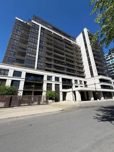 55 De Boers Drive 705, Toronto W05, On M3j 0g5