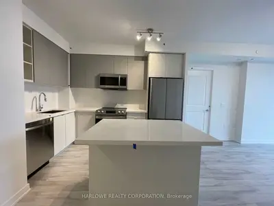 Condo Apartment in Mississauga