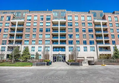 2470 Prince Michael Drive 717, Oakville, On L6h 0g9