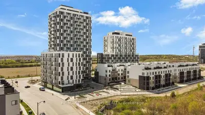 Condo Apartment in Oakville