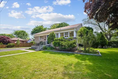 Detached in Burlington
