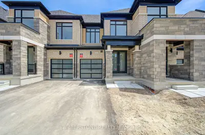 Att/Row/Townhouse in Brampton