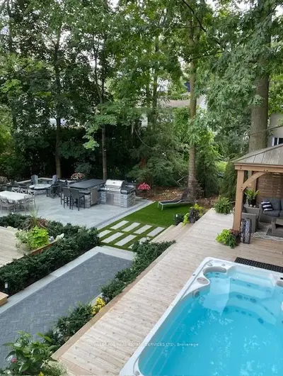 1454 Chasehurst Drive, Mississauga, On L5j 3a7