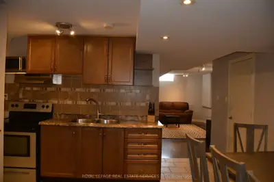 Lower Level in Oakville