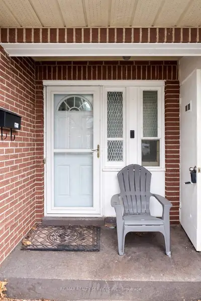 Condo Townhouse in Brampton