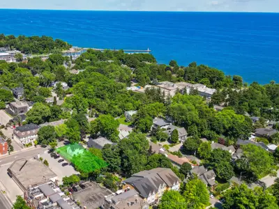 86 Kerr Street, Oakville, On L6k 3a3