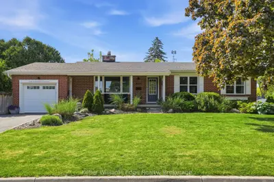 Detached in Burlington