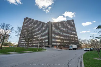 Condo Apartment in Toronto