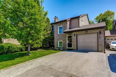 Detached in Mississauga