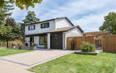 8 Culham Street, Oakville, On L6h 1g4
