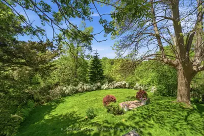 366 Winston Churchill Boulevard, Oakville, On L6j 7x2