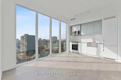 Condo Apartment in Toronto