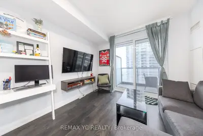 30 Gibbs Road 2604, Toronto, On M9b 0e4