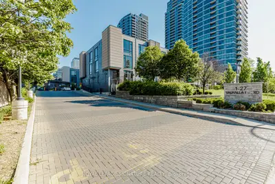 Condo Apartment in Toronto