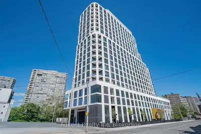 Condo Apartment in Toronto