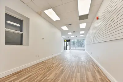 1125 St Clair Avenue, Toronto, On M6e 1b1