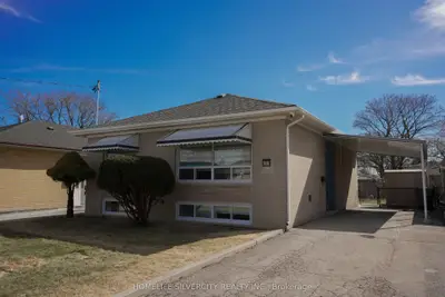 Detached in Toronto