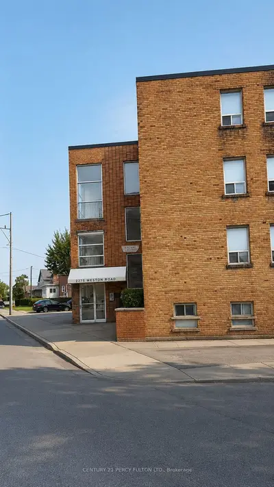 Condo Apartment in Toronto