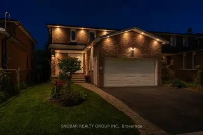 296 Rimilton Avenue, Toronto, On M8w 4x6