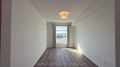Condo Apartment in Oakville