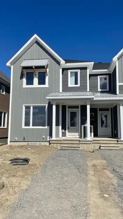 Att/Row/Townhouse in Stittsville - Munster - Richmond