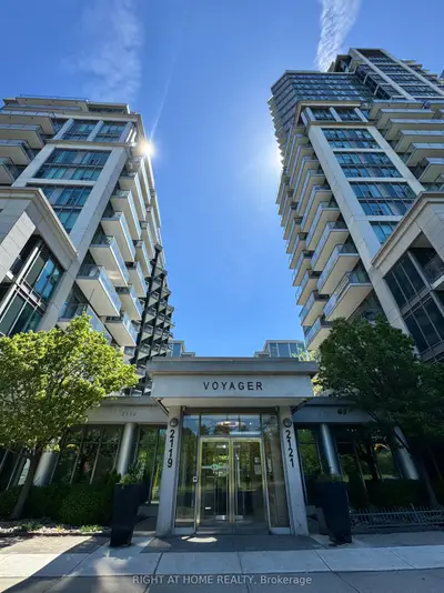 2121 Lake Shore Boulevard W 906, Toronto W06, On M8v 1a1