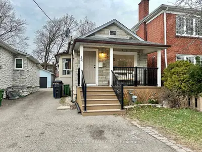 36 Fourteenth Street, Toronto W06, On M8v 3h9