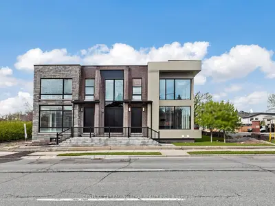 Fourplex in Toronto