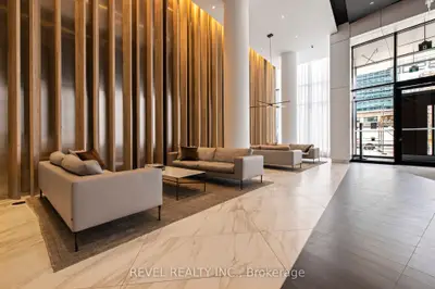 3900 Confederation Parkway 2408, Mississauga, On L5b 0m3
