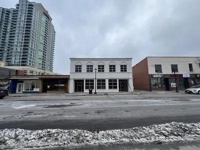 32 Queen Street W 1, Brampton, On L6x 1a1