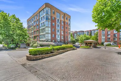 20 Southport Street 208, Toronto, On M6s 4y8
