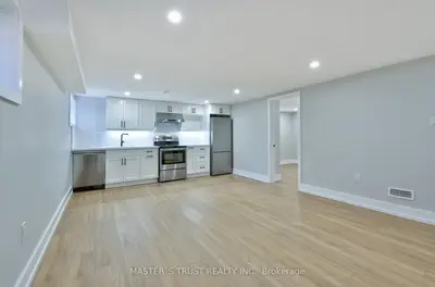 28 Florence Drive Unit 2, Oakville, On L6k 1v6
