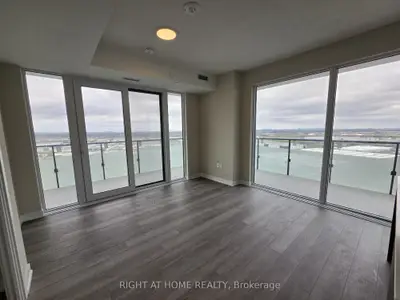 Condo Apartment in Brampton