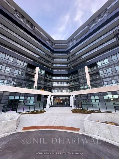 Condo Apartment in Oakville