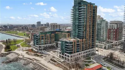 Condo Apartment in Burlington